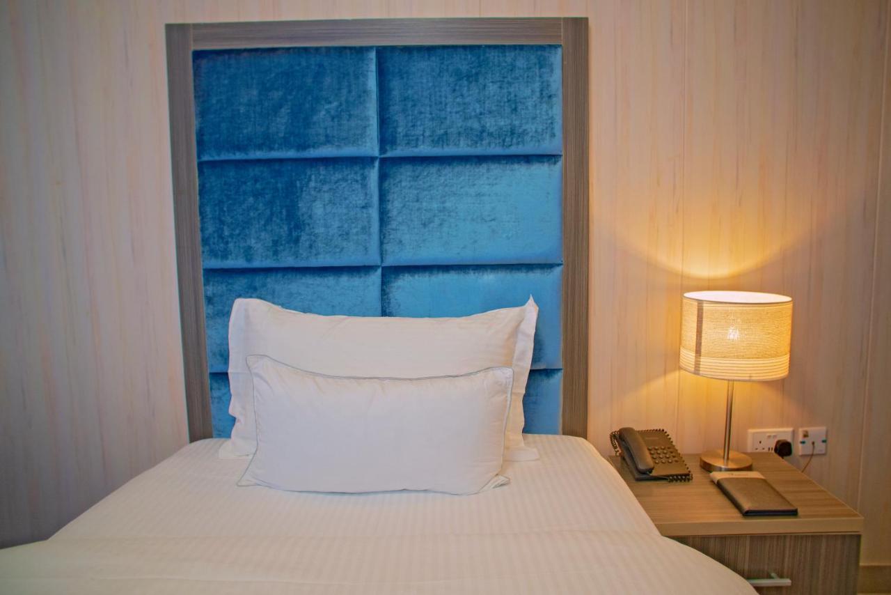 Riviera Suites 라고스 외부 사진