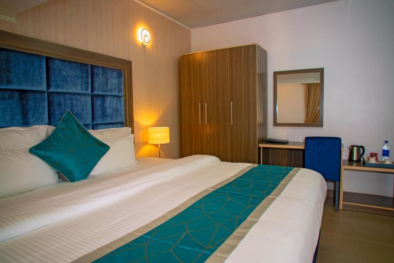 Riviera Suites 라고스 외부 사진