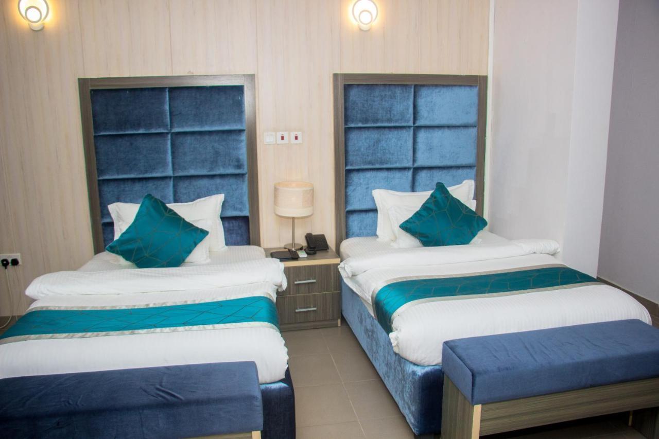 Riviera Suites 라고스 외부 사진