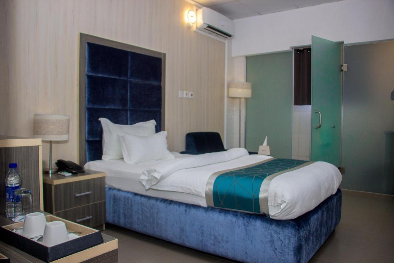 Riviera Suites 라고스 외부 사진