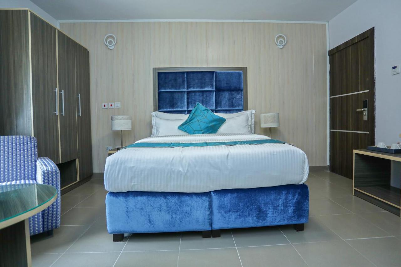 Riviera Suites 라고스 외부 사진